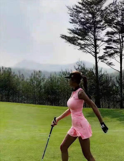 韩国高尔夫正品现货Chucuchu
女士套装 商品图1