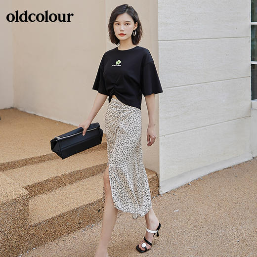oldcolour夏季新品小碎花半裙抽绳设计感包臀前开叉半身裙BO22063064B 商品图0