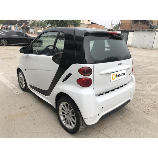 奔驰 smart Fortwo（进口） 1.0L MHD 硬顶标准版【长租-北京】 商品图4