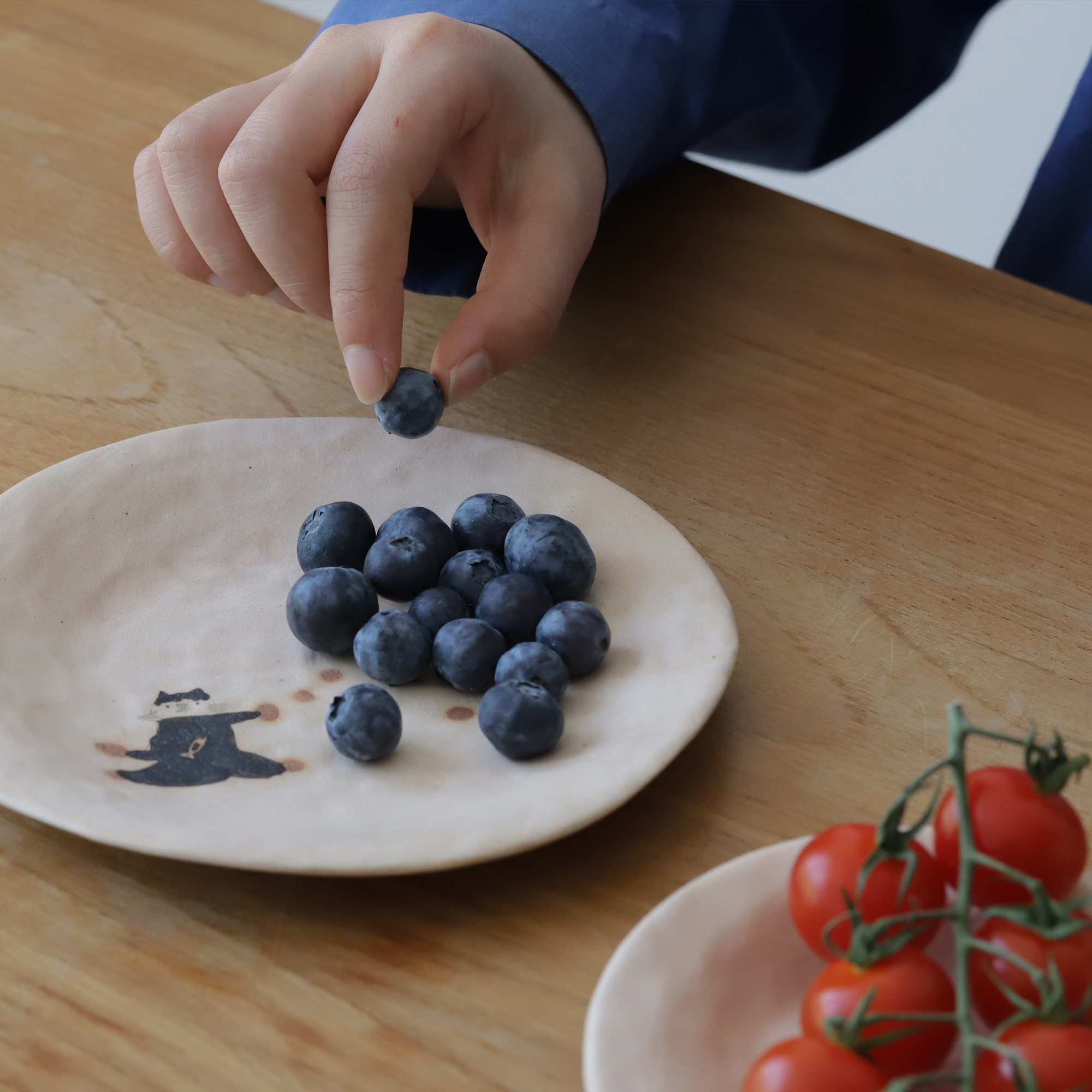 中国 花鸦 甜白釉青花 日用食器 小碟 双耳碗 高足盘 花朵碗 汤碗
