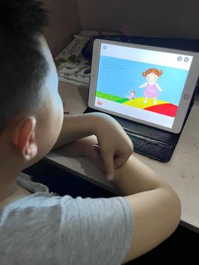 阳阳妈妈与有道乐读的故事