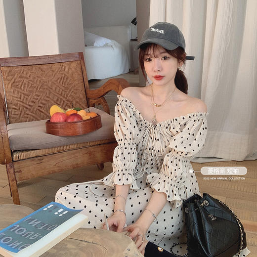 金蘑菇菇【春日幻想】设计感多版本法式温柔风吊带连衣裙 商品图1