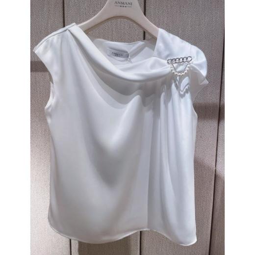 2楼恩曼琳服饰（新百购） 商品图0
