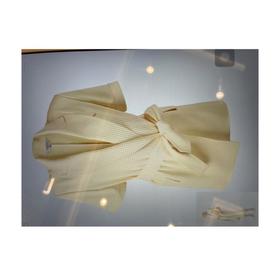 2楼恩曼琳服饰（新百购）