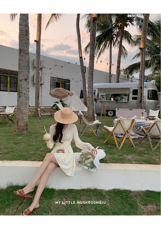 金蘑菇菇【北岛幻想曲】这个春天在等的那条小白裙收腰连衣裙 商品图0