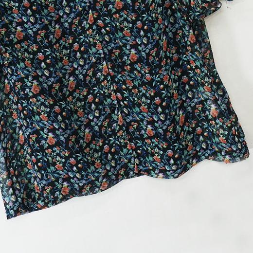 VIVIAN LIU R2233002春女装新款雪纺小碎花荷叶边两件套短袖上衣 商品图4