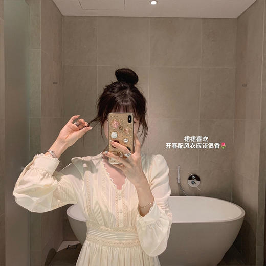 金蘑菇菇【北岛幻想曲】这个春天在等的那条小白裙收腰连衣裙 商品图3