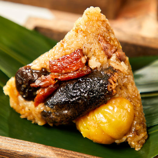 【乐在其粽 下单返券】言禧龍粽御礼山珍海味五谷乌枣松茸紫米牛腩鲍鱼海参粽 商品图4