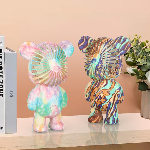 【创意多彩熊风扇】多彩暴力熊小风扇USB充电手持mini桌面便携潮玩时尚炫彩迷你风扇sh 商品图1