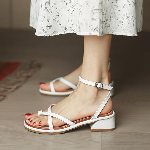 REREJOY 小众百搭高颜值休闲度假风凉鞋QC6353，QC6354，QC6357（年后72小时发货） 商品图10