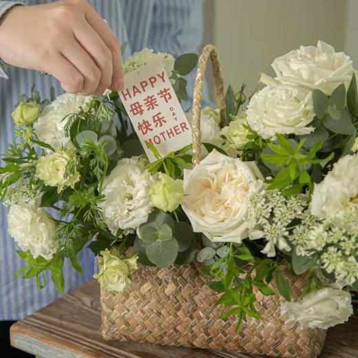 【清雅妈妈】白绿色混搭花篮 商品图0