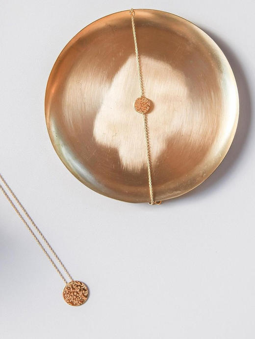 CAPSULE | Bracelet 12mm medallion The birds [ 花鸟印花 金色吊牌手链 ] 商品图2