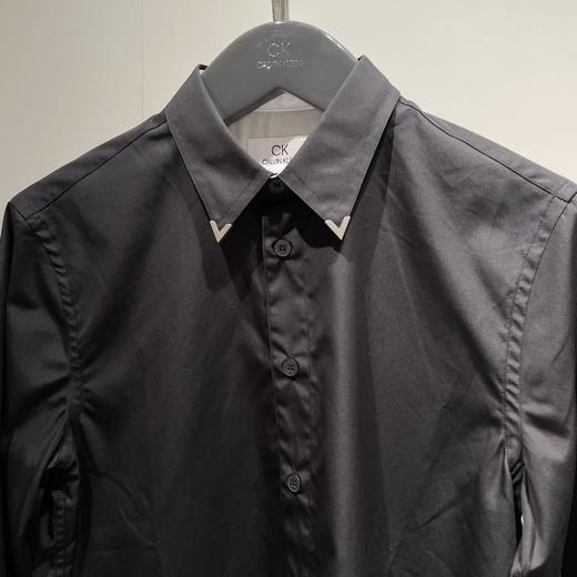 ck Calvin Klein 男士金属尖领黑衬衫 商品图1