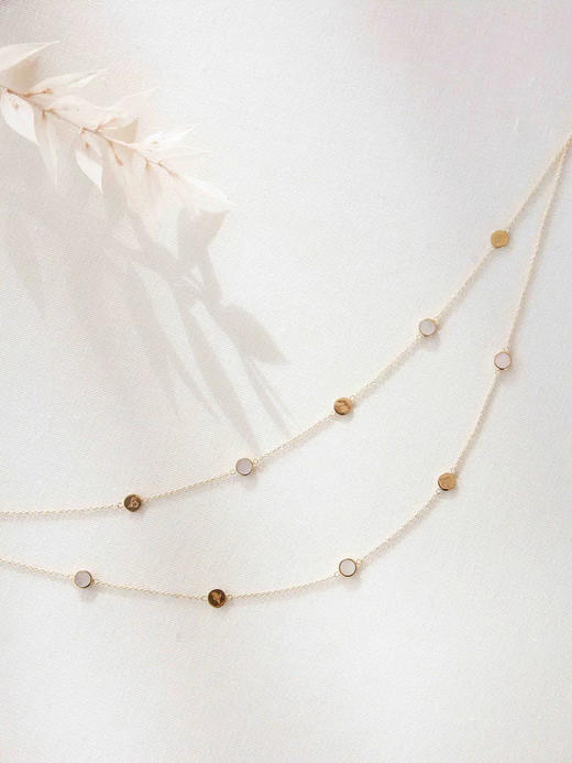 CAPSULE | Bliss Double Chain Necklace Mother of Pearl [ 贝母双层金项链 ] 商品图0