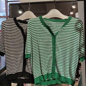 女条纹上衣3391