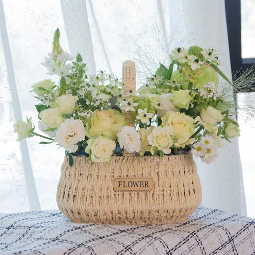 【清新风格】白绿色混搭小花篮 商品图0