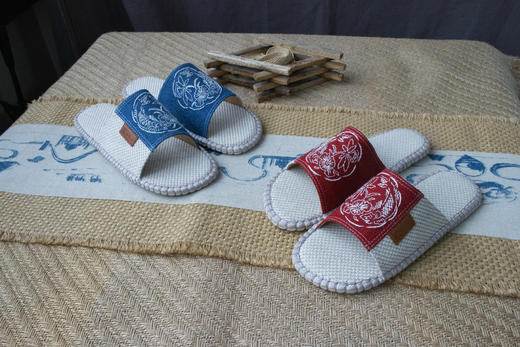 男女士亚麻编织拖鞋甘谷麻鞋手工钩织刺绣居家防臭四季防滑环保地板拖鞋 商品图3