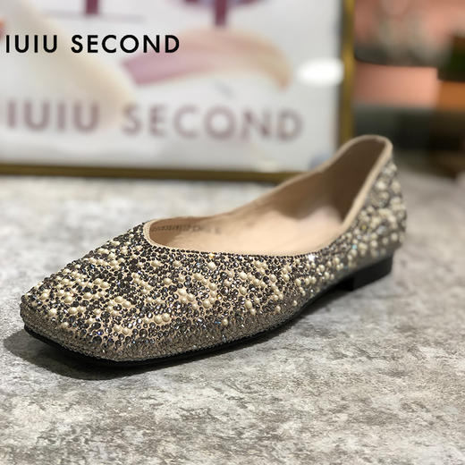 IUIU SECOND 2022新款经典珍珠水钻方头平底单鞋舒软浅口鞋U22AE11281 商品图4