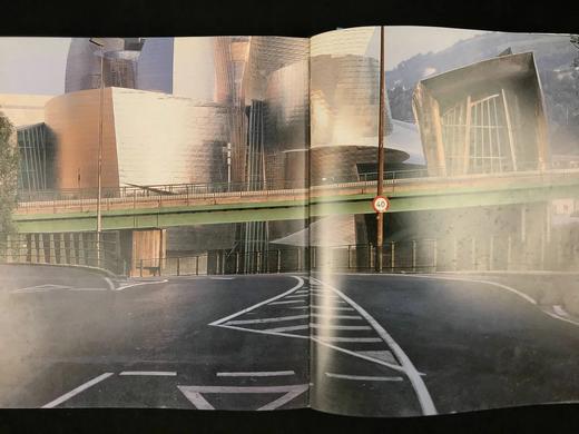 弗兰克·盖里-毕尔巴鄂古根海姆美术馆图集 约200幅插图 精装16开 商品图7