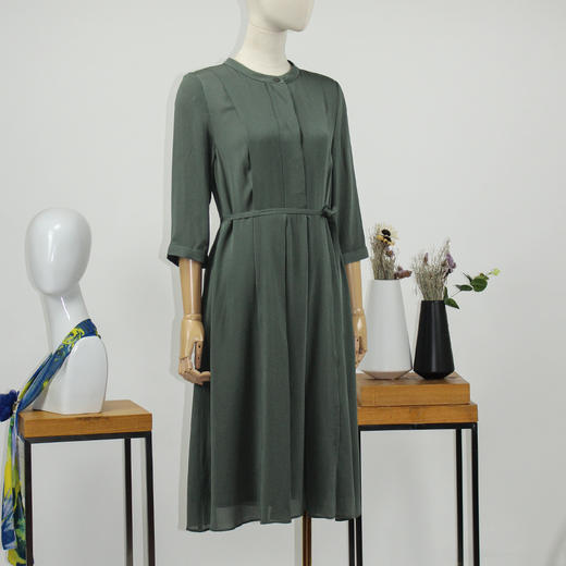 FOCALS福柯斯秋季桑蚕丝圆领七分袖修身中长款连衣裙FRRAX081GA 商品图1