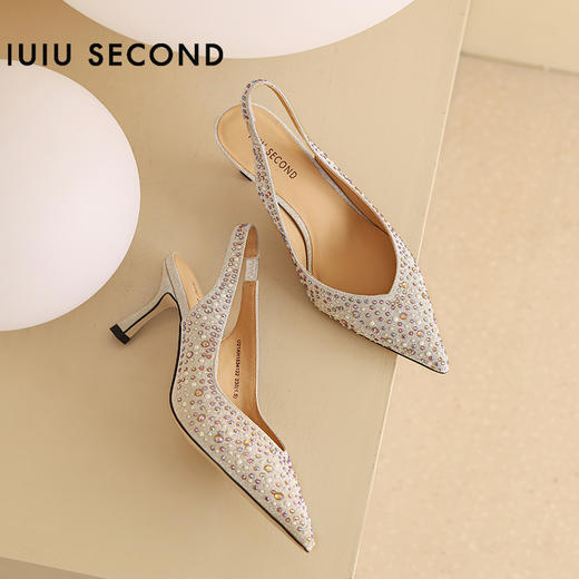 IUIU SECOND 2022夏新款经典延续珍珠水钻后空凉鞋高跟鞋U22AH11271 商品图2