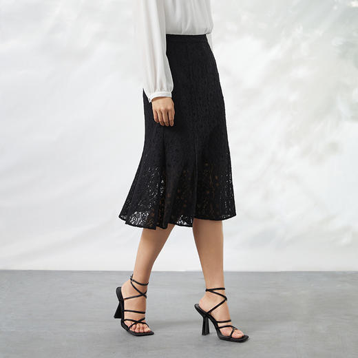 EITIE爱特爱夏季新款优雅温柔气质显瘦纯色a字包臀蕾丝半身裙B2206920 商品图12