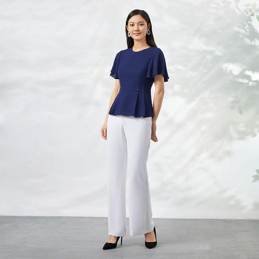 EITIE爱特爱夏季新款气质百搭显瘦经典通勤收腰T恤上衣B2213922 商品图2