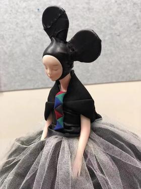 《艾尔贞特-贝拉》然女孩-大D