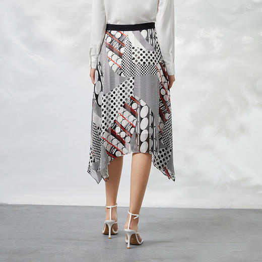 EITIE爱特爱夏季新款飘逸不规则印花通勤高腰a字半身裙B2206922 商品图4
