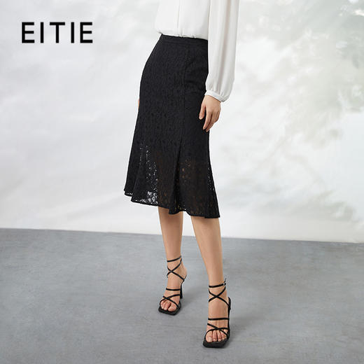 EITIE爱特爱夏季新款优雅温柔气质显瘦纯色a字包臀蕾丝半身裙B2206920 商品图1