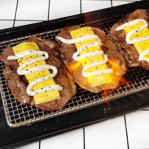 谷饲安格斯板腱薄片1000克 原肉原切 柔嫩多汁 可煎可烤可炒 商品图3