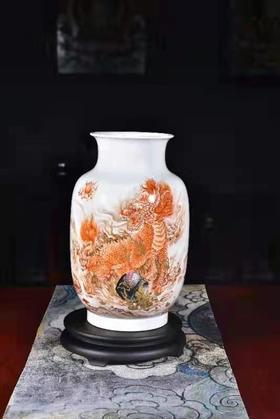 杨海新：瑞麟呈祥冬瓜瓶