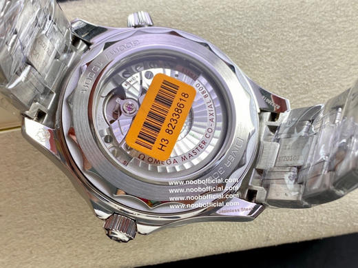 VS 以幽海之绿诠释海洋传奇！欧米茄2026新绿海马300双T黑摆轮8800机芯➕黑色防磁摆轮八爪鱼风车摆轮，整个手表基于正品original原版开模的super copy版本 做工精良 打磨精细‼️ 商品图12