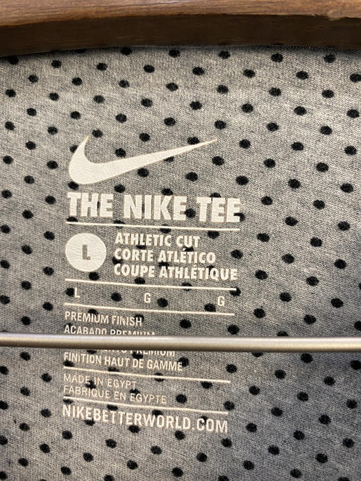 NIKE 耐克 ATHLETIC CUT 
网球系列 短袖T恤 _SST(L) 商品图3