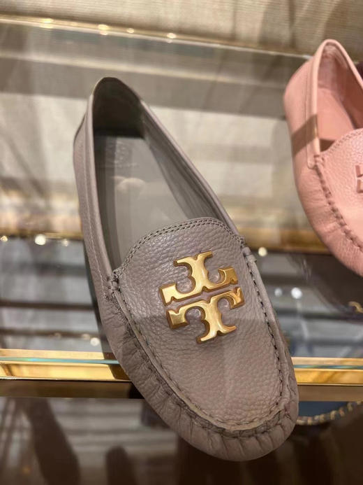 直邮¥1550！TB tory burch 复古大logo豆豆鞋  每个女生都必须有的一款 ！ 商品图2