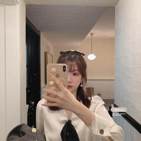金蘑菇菇【恋综女主衬衫】两款惊艳型，一眼爱上的甜系设计感衬衫