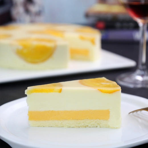 🍊橙香一品 | 8英寸镜面香橙淡奶冰淇淋慕斯 商品图2