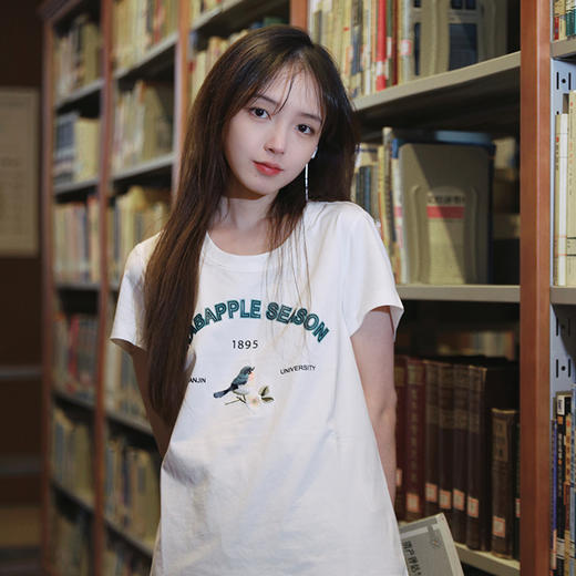 海棠季·限量版刺绣组合图文短袖T恤 商品图4