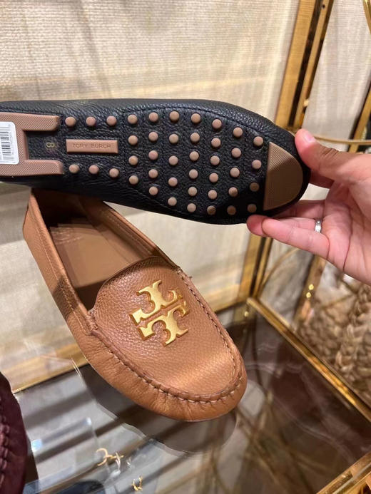 直邮¥1550！TB tory burch 复古大logo豆豆鞋  每个女生都必须有的一款 ！ 商品图7