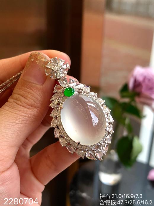 2280704，玻璃蛋面吊坠。具体价格微信咨询 商品图3