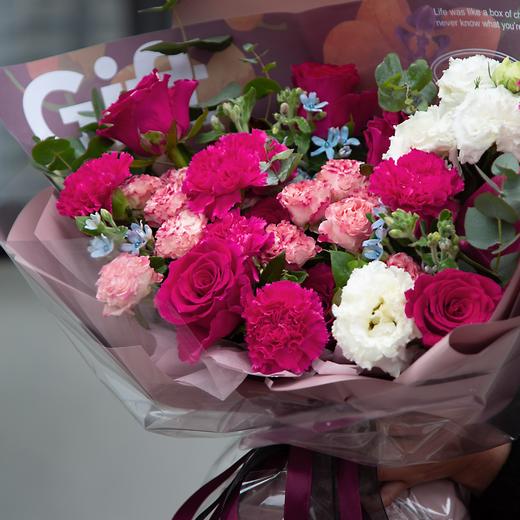 【复古妈妈】玫红玫瑰混搭花束 商品图1