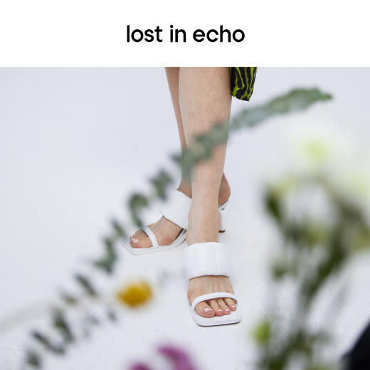 lost in echo 设计师女鞋 双条带填充金属跟穆勒鞋 商品图1