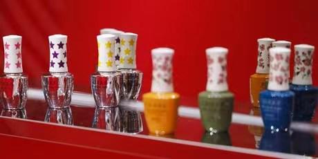 百货世界-蜜丝卡伦--88元美甲300个色号任选 商品图3