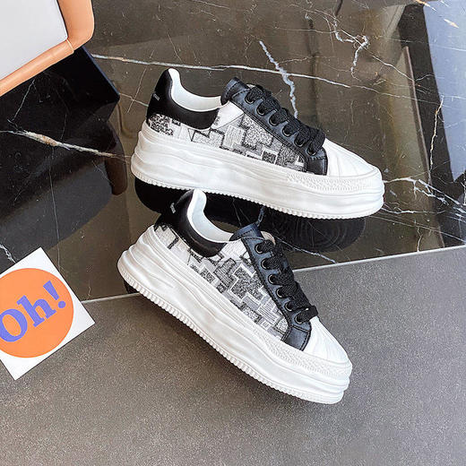 YLL2225新款时尚气质网面透气溶解厚底休闲板鞋 商品图4