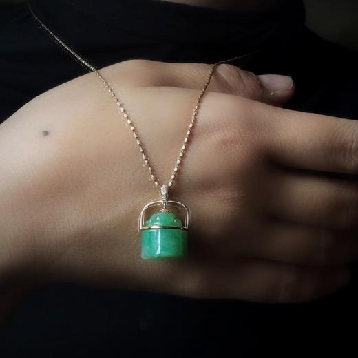 18k金翡翠印纽项坠 商品图7