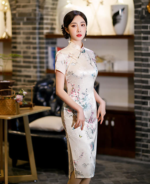 ZAYS-82262春季改良时尚丝绸印花旗袍日常修身气质年轻短袖旗袍 商品图3