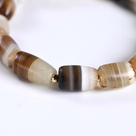 西亚高古缠丝玛瑙元宝手串 商品图3