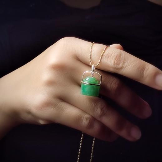 18k金翡翠印纽项坠 商品图8