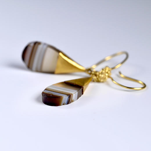 高古水滴缠丝玛瑙包金耳环 商品图7