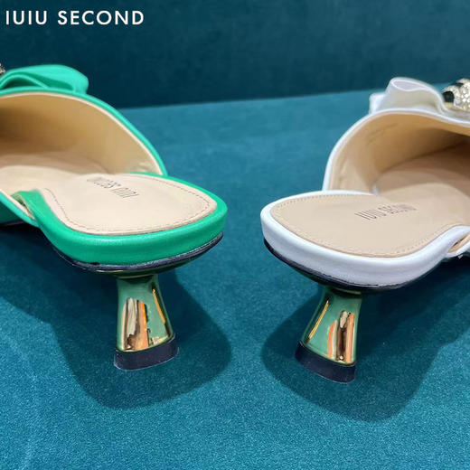 IUIU SECOND 2022夏新款浪漫花朵尖头穆勒拖鞋U22AH11731 商品图3